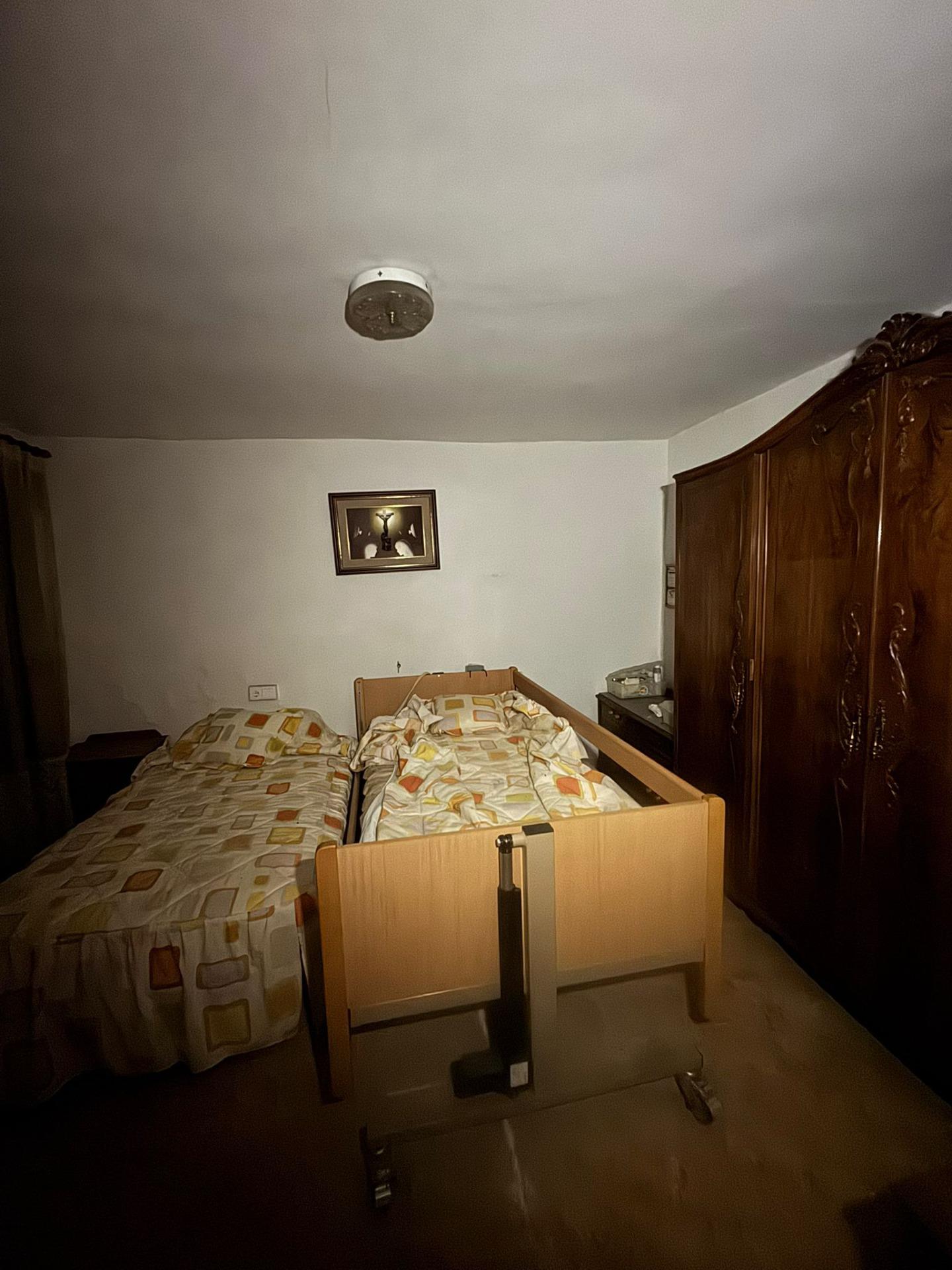For sale - 7 Bedroom 3 Bathroom Town House in Orihuela - Orihuela Ciudad  - Alicante
