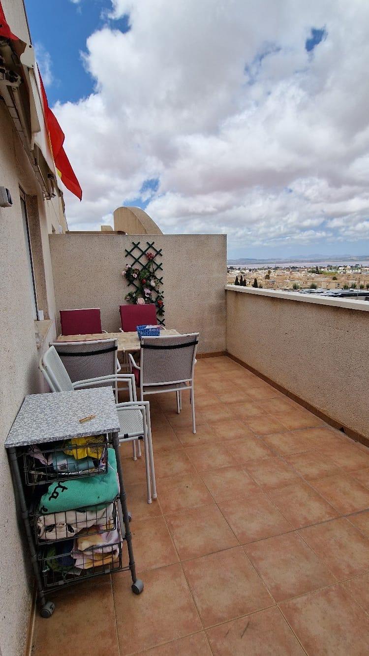 For sale - 2 Bedroom 1 Bathroom Penthouse in Torrevieja - Torrevieja  - Alicante