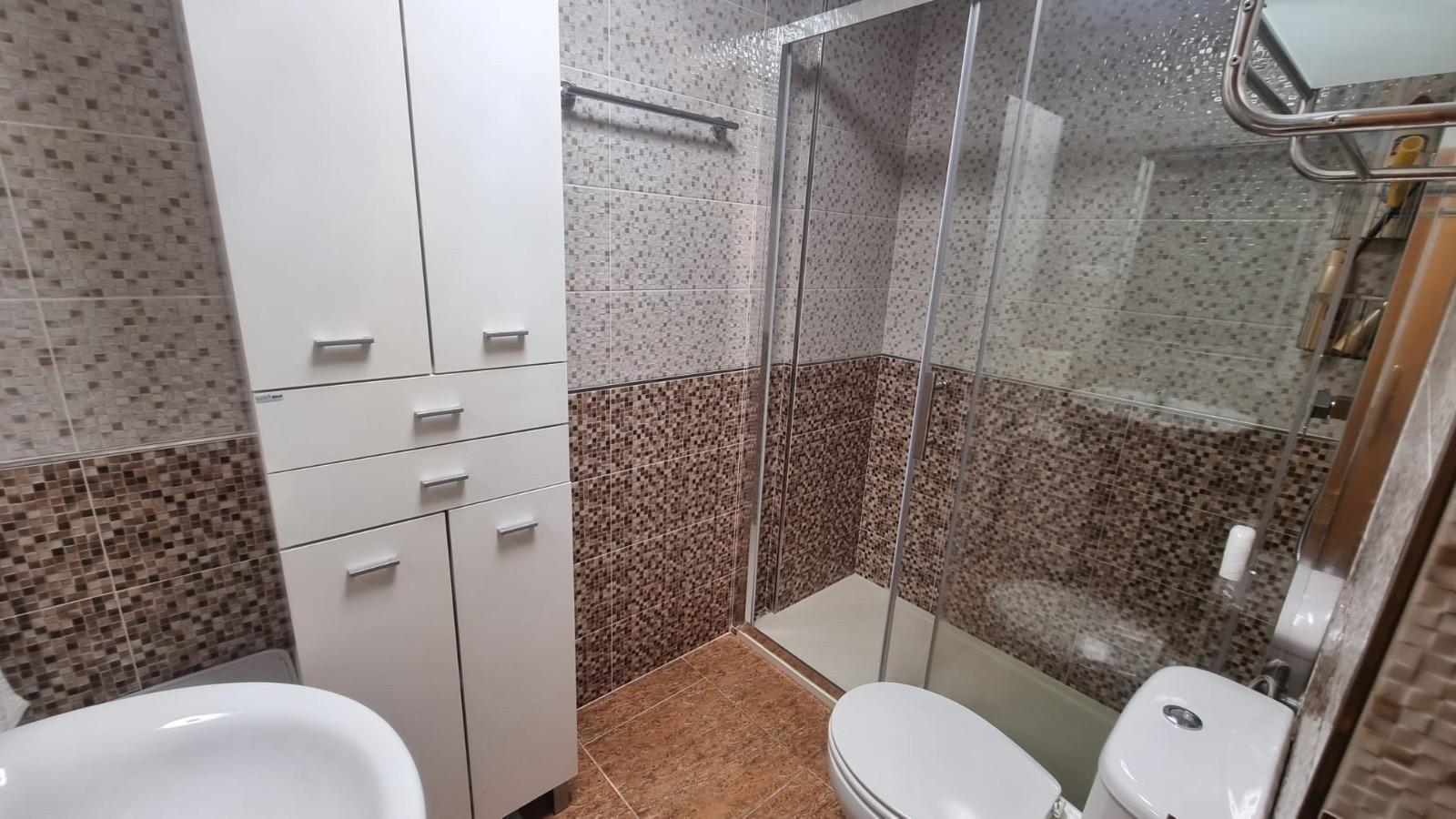 For sale - 2 Bedroom 1 Bathroom Penthouse in Torrevieja - Torrevieja  - Alicante