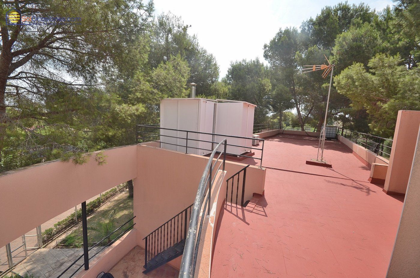 For sale - 6 Bedroom 7 Bathroom Villa in Torrevieja - Los Balcones  - Alicante
