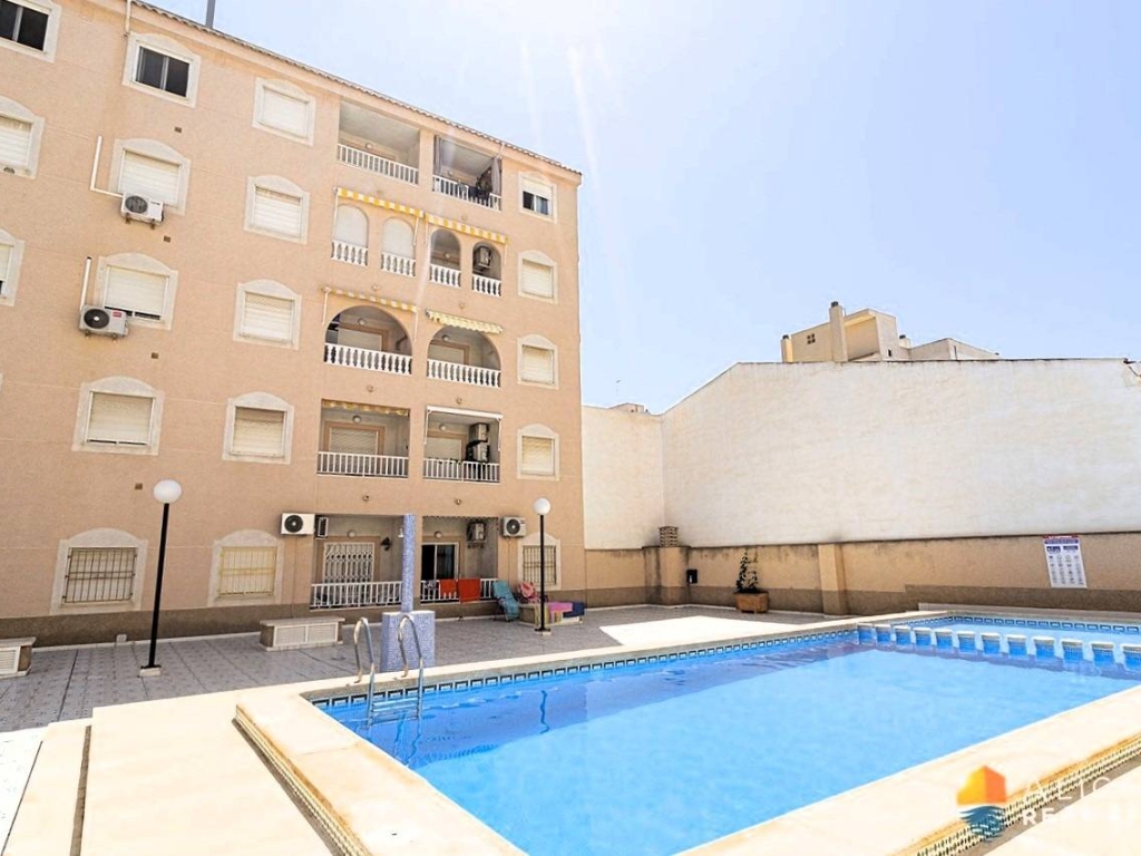 2 Bedroom 1 Bathroom Penthouse in Torrevieja
