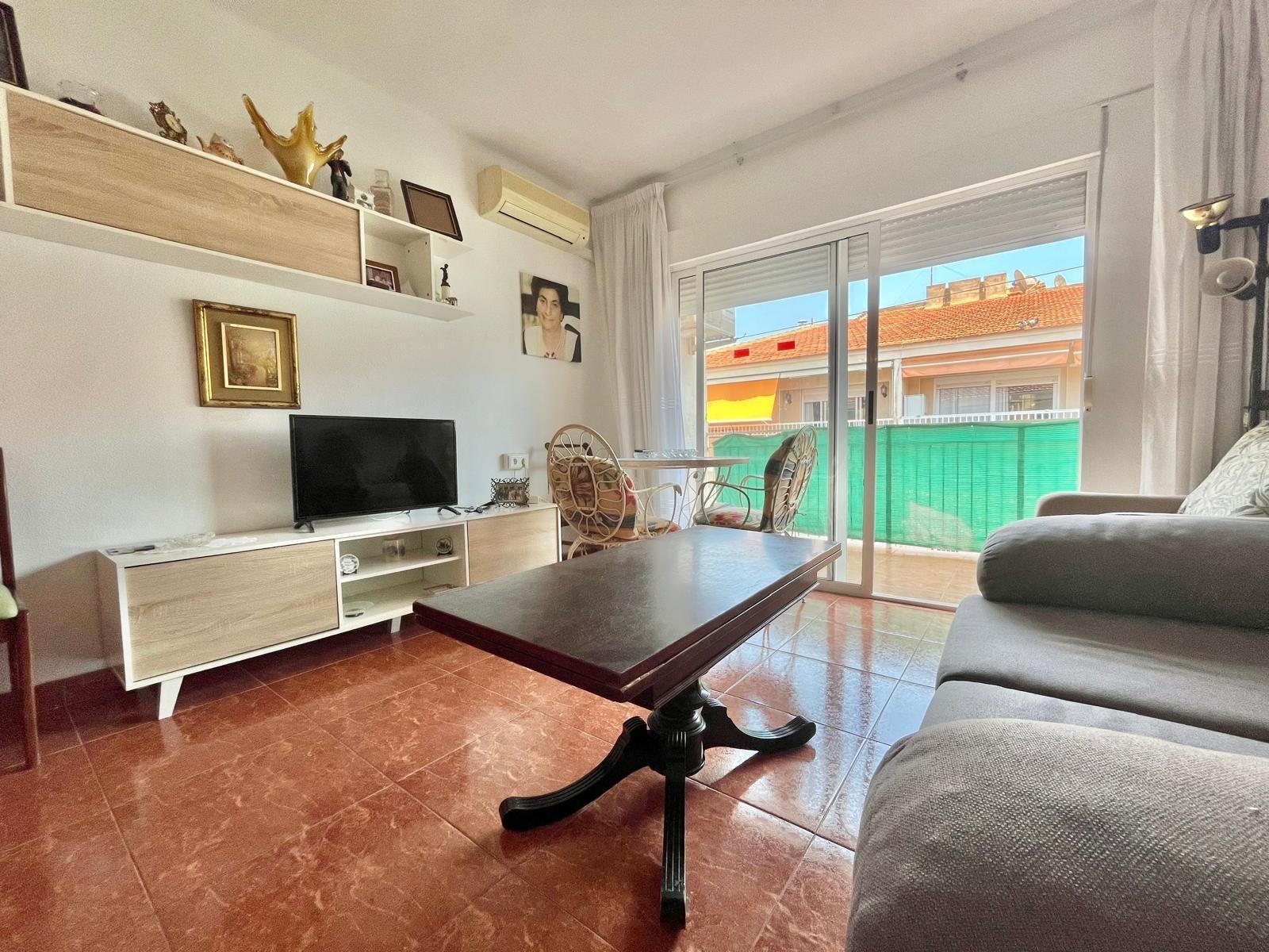 For sale - 3 Bedroom 1 Bathroom Apartment in Torrevieja - Estacion De Autobuses  - Alicante