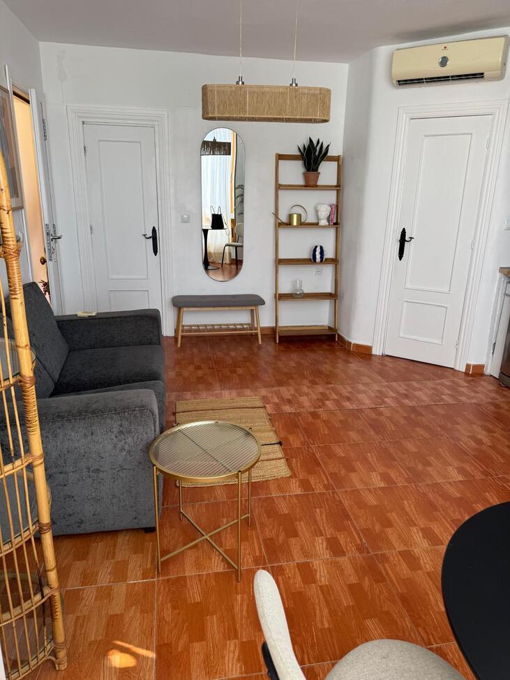 For sale - 2 Bedroom 1 Bathroom Bungalow Penthouse in Torrevieja - Punta Prima  - Alicante