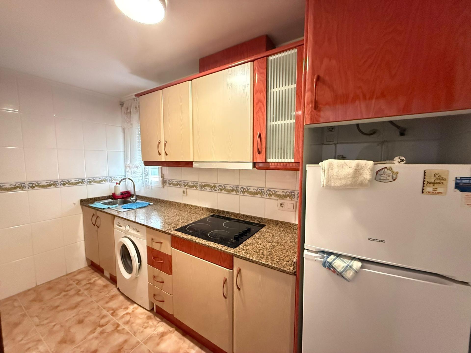 For sale - 2 Bedroom 1 Bathroom Apartment in Torrevieja - Playa Del Cura  - Alicante