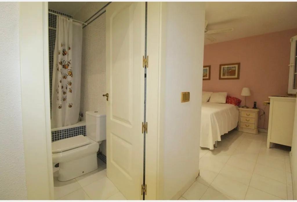 For sale - 2 Bedroom 2 Bathroom Apartment in Torrevieja - Playa Del Cura  - Alicante