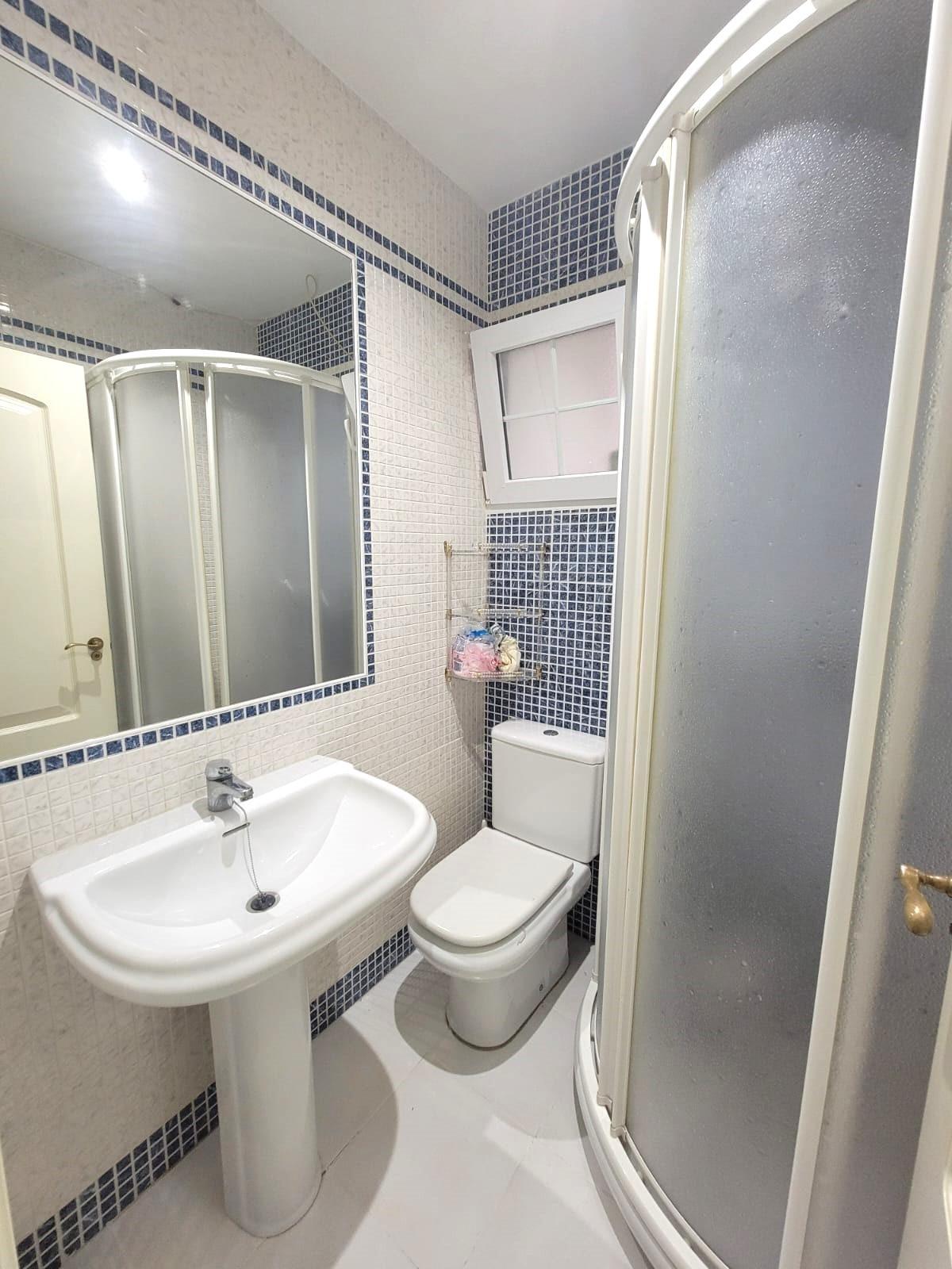 For sale - 2 Bedroom 2 Bathroom Apartment in Torrevieja - Playa Del Cura  - Alicante