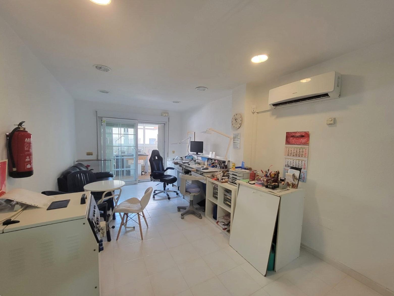 For sale - 2 Bedroom 2 Bathroom Apartment in Torrevieja - Playa Del Cura  - Alicante