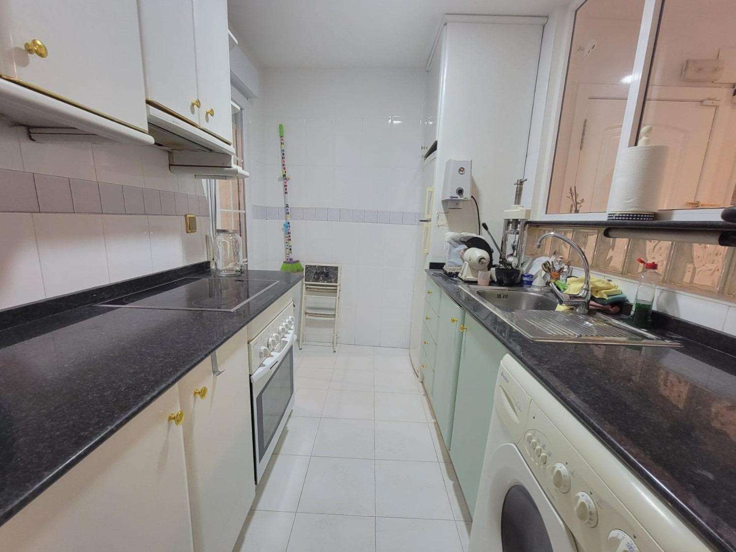 For sale - 2 Bedroom 2 Bathroom Apartment in Torrevieja - Playa Del Cura  - Alicante
