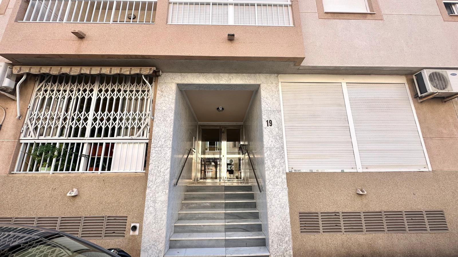 For sale - 2 Bedroom 1 Bathroom Penthouse in Torrevieja - Acequion  - Alicante