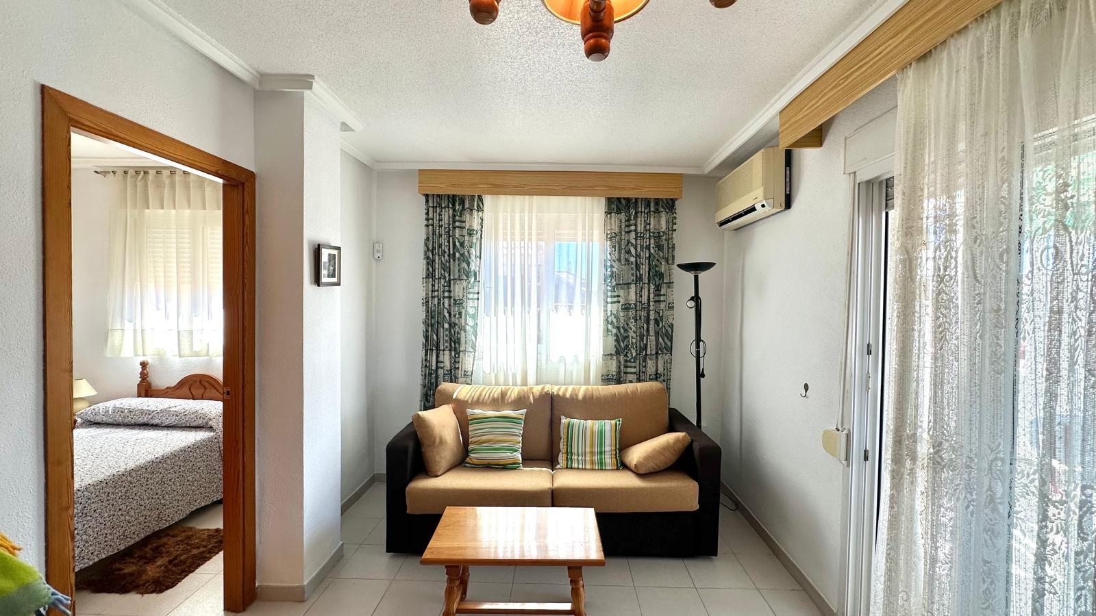 For sale - 2 Bedroom 1 Bathroom Penthouse in Torrevieja - Acequion  - Alicante