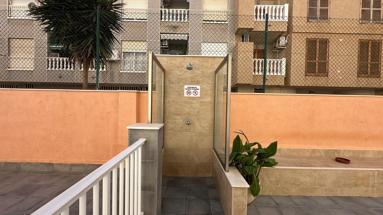 For sale - 2 Bedroom 1 Bathroom Penthouse in Torrevieja - Acequion  - Alicante
