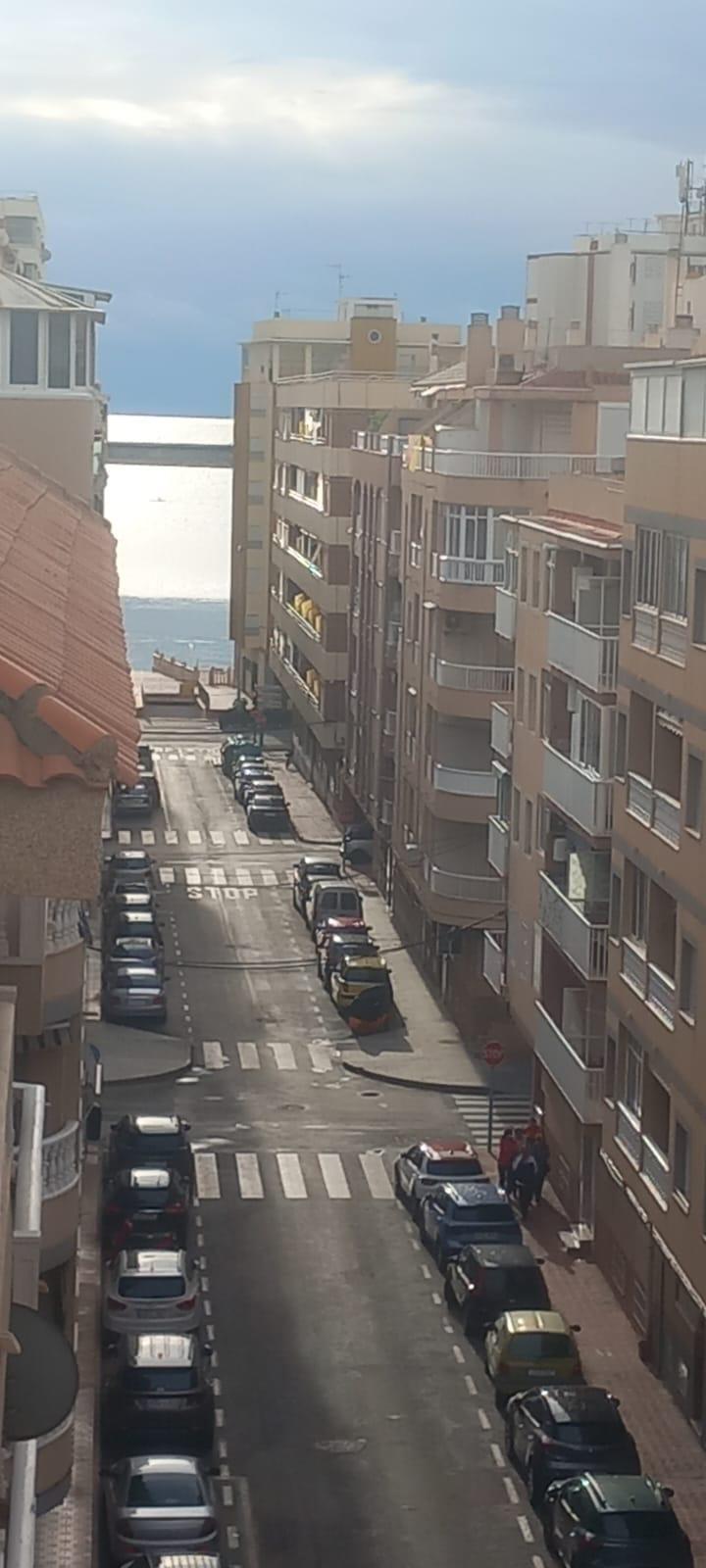 For sale - 2 Bedroom 1 Bathroom Penthouse in Torrevieja - El Acequión - Los Náufragos  - Alicante