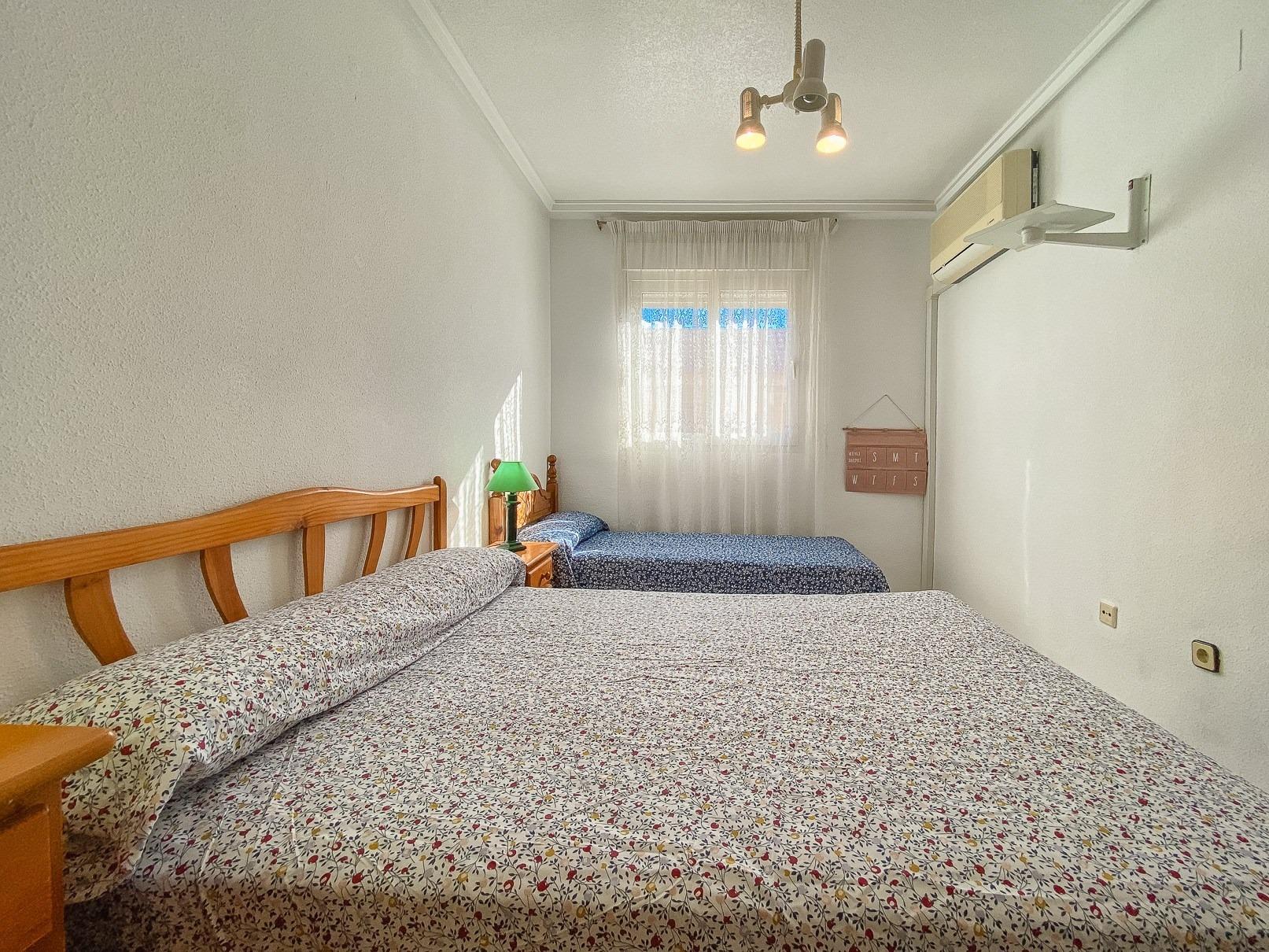 For sale - 2 Bedroom 1 Bathroom Penthouse in Torrevieja - El Acequión - Los Náufragos  - Alicante
