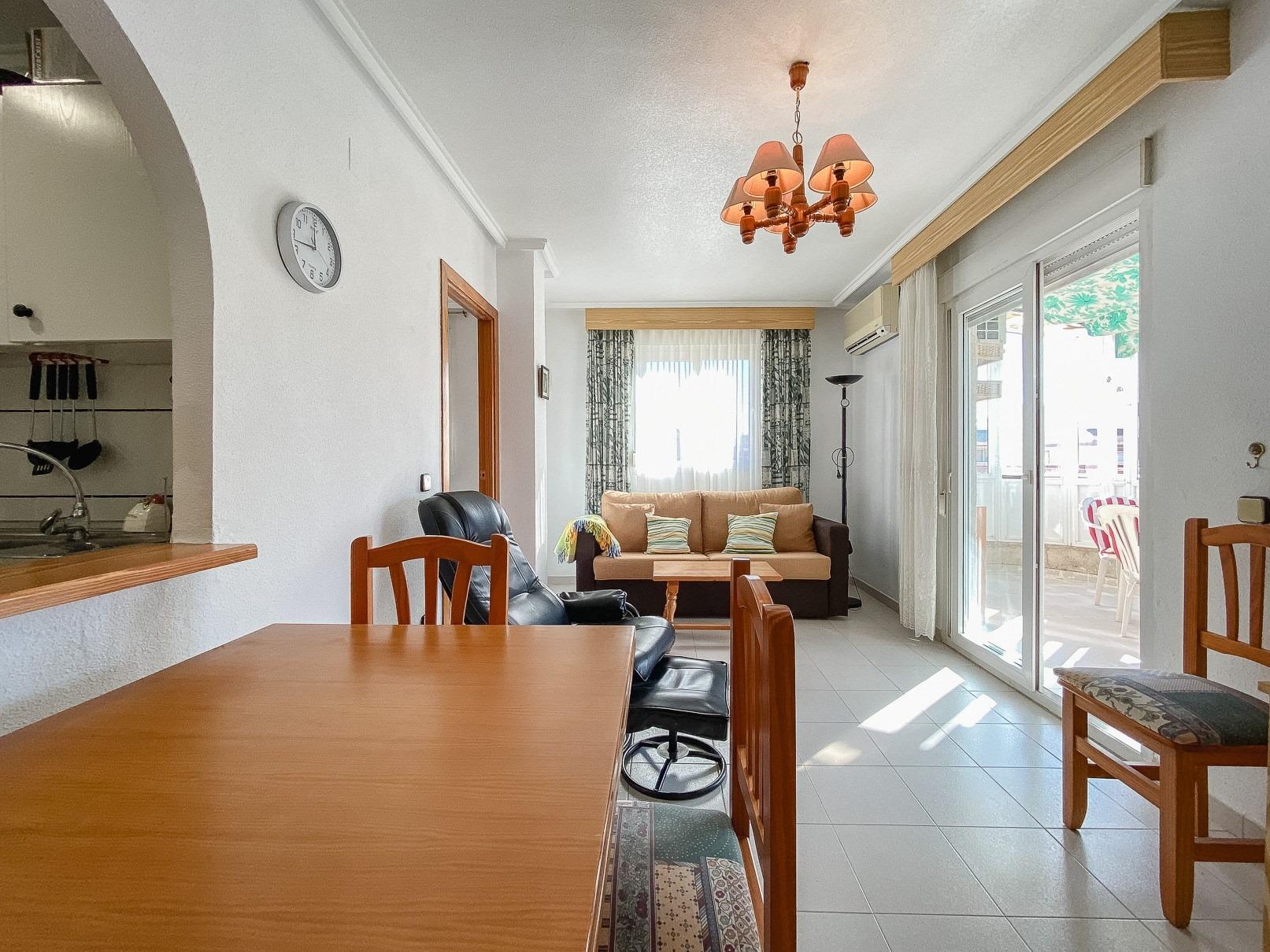 For sale - 2 Bedroom 1 Bathroom Penthouse in Torrevieja - El Acequión - Los Náufragos  - Alicante