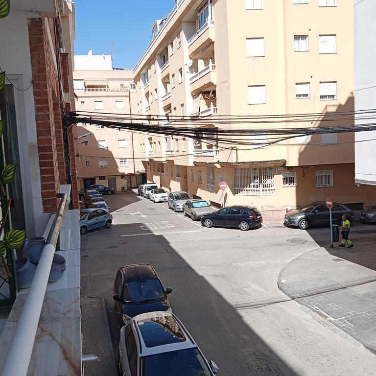 For sale - 3 Bedroom 1 Bathroom Apartment in Torrevieja - El Molino  - Alicante