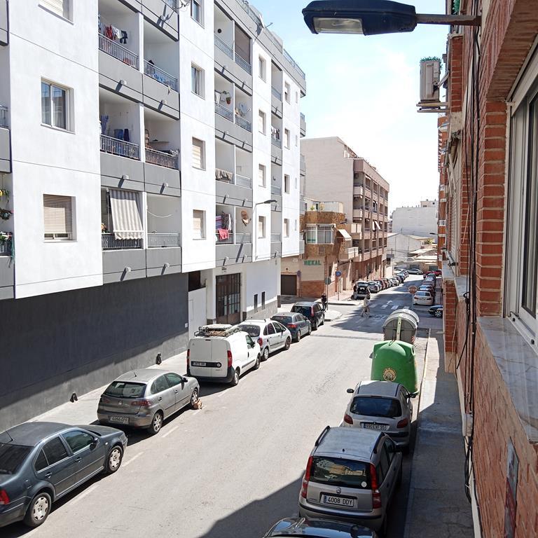 For sale - 3 Bedroom 1 Bathroom Apartment in Torrevieja - El Molino  - Alicante