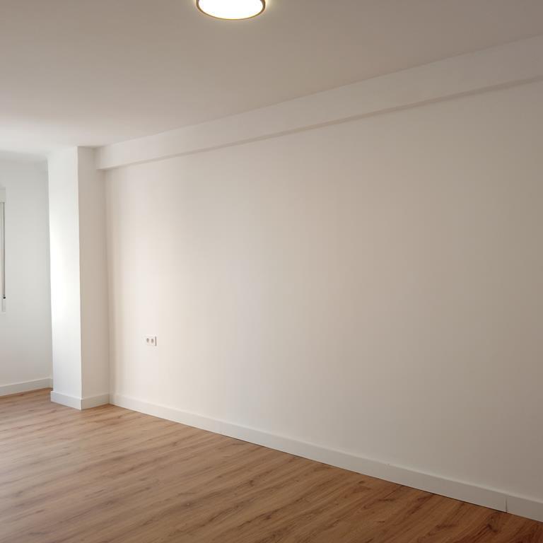 For sale - 3 Bedroom 1 Bathroom Apartment in Torrevieja - El Molino  - Alicante