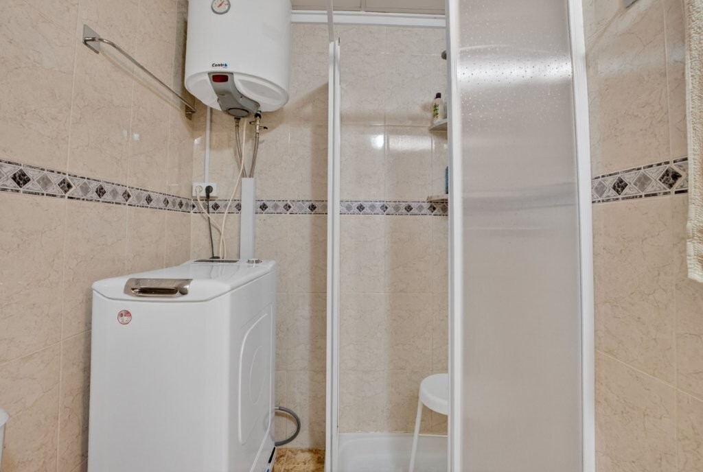 For sale - 3 Bedroom 3 Bathroom Apartment in Torrevieja - Costa Blanca  - Alicante