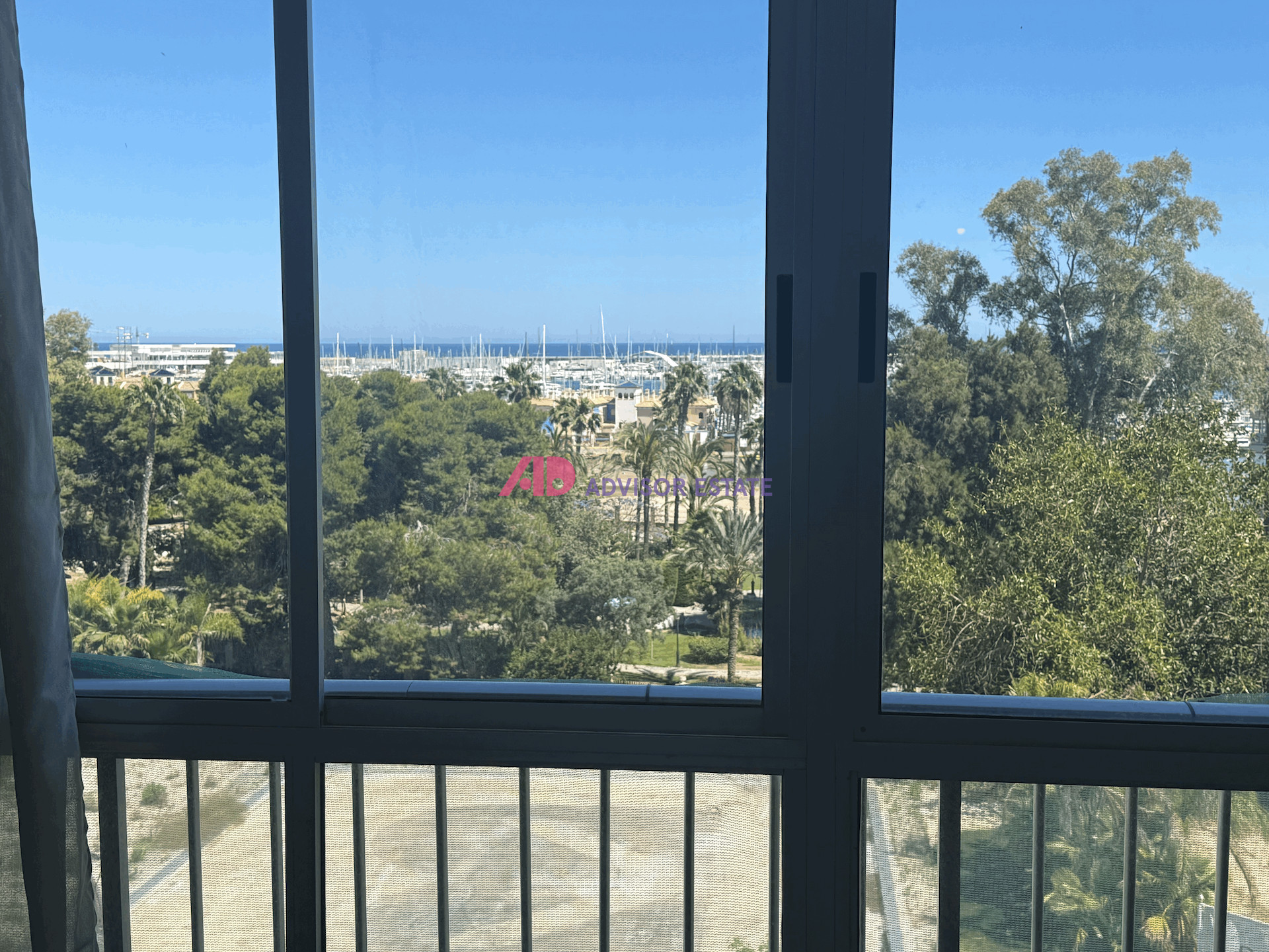 For sale - 2 Bedroom 1 Bathroom Apartment in Torrevieja - Costa Blanca  - Alicante