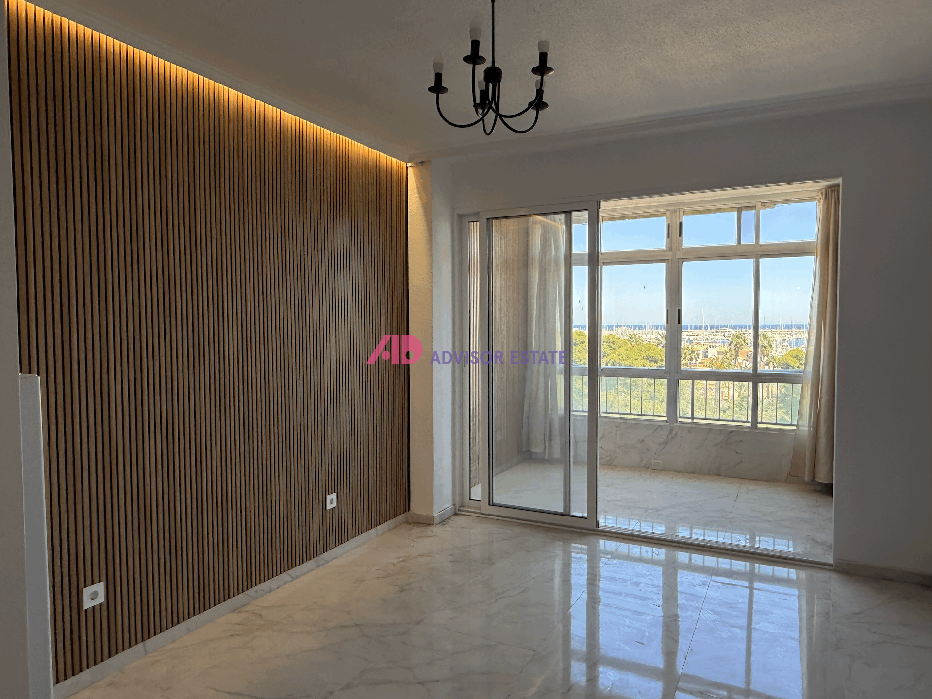For sale - 2 Bedroom 1 Bathroom Apartment in Torrevieja - Costa Blanca  - Alicante