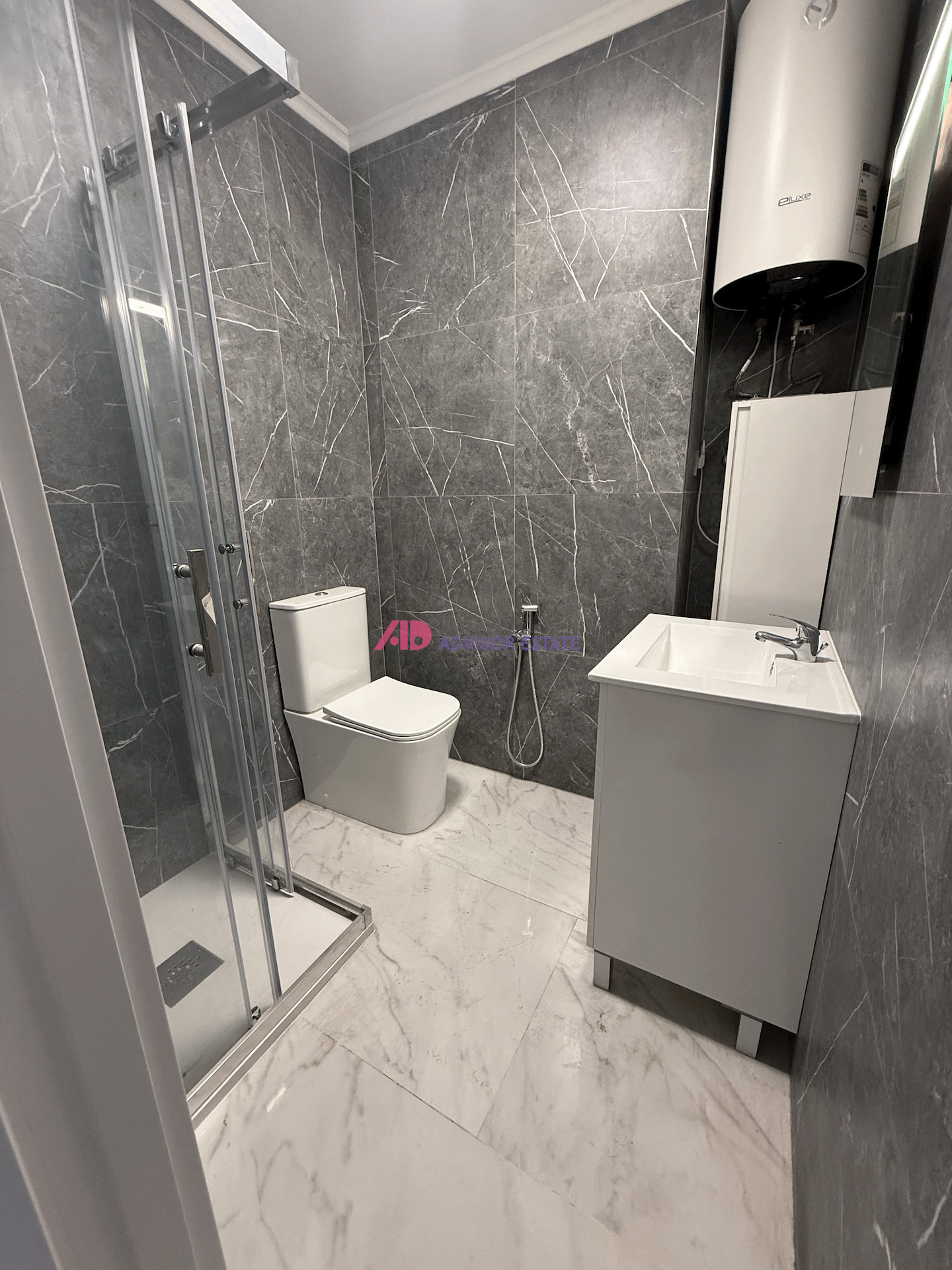 For sale - 2 Bedroom 1 Bathroom Apartment in Torrevieja - Costa Blanca  - Alicante