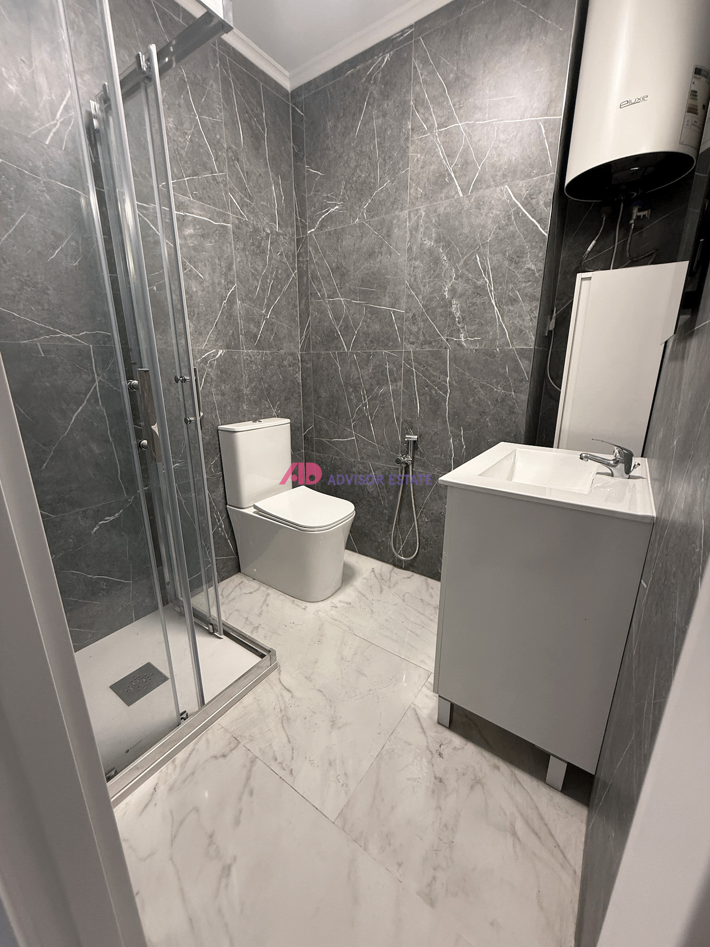 For sale - 2 Bedroom 1 Bathroom Apartment in Torrevieja - Costa Blanca  - Alicante