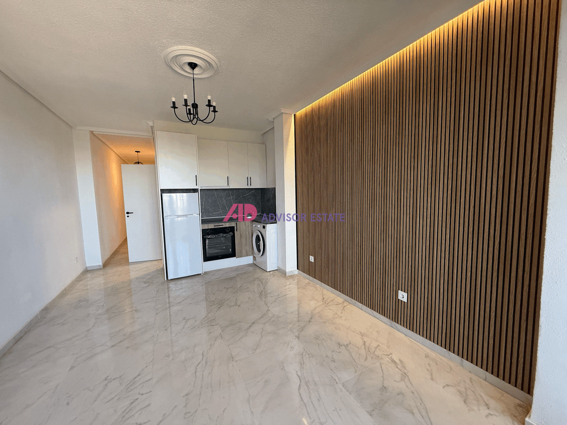 For sale - 2 Bedroom 1 Bathroom Apartment in Torrevieja - Costa Blanca  - Alicante