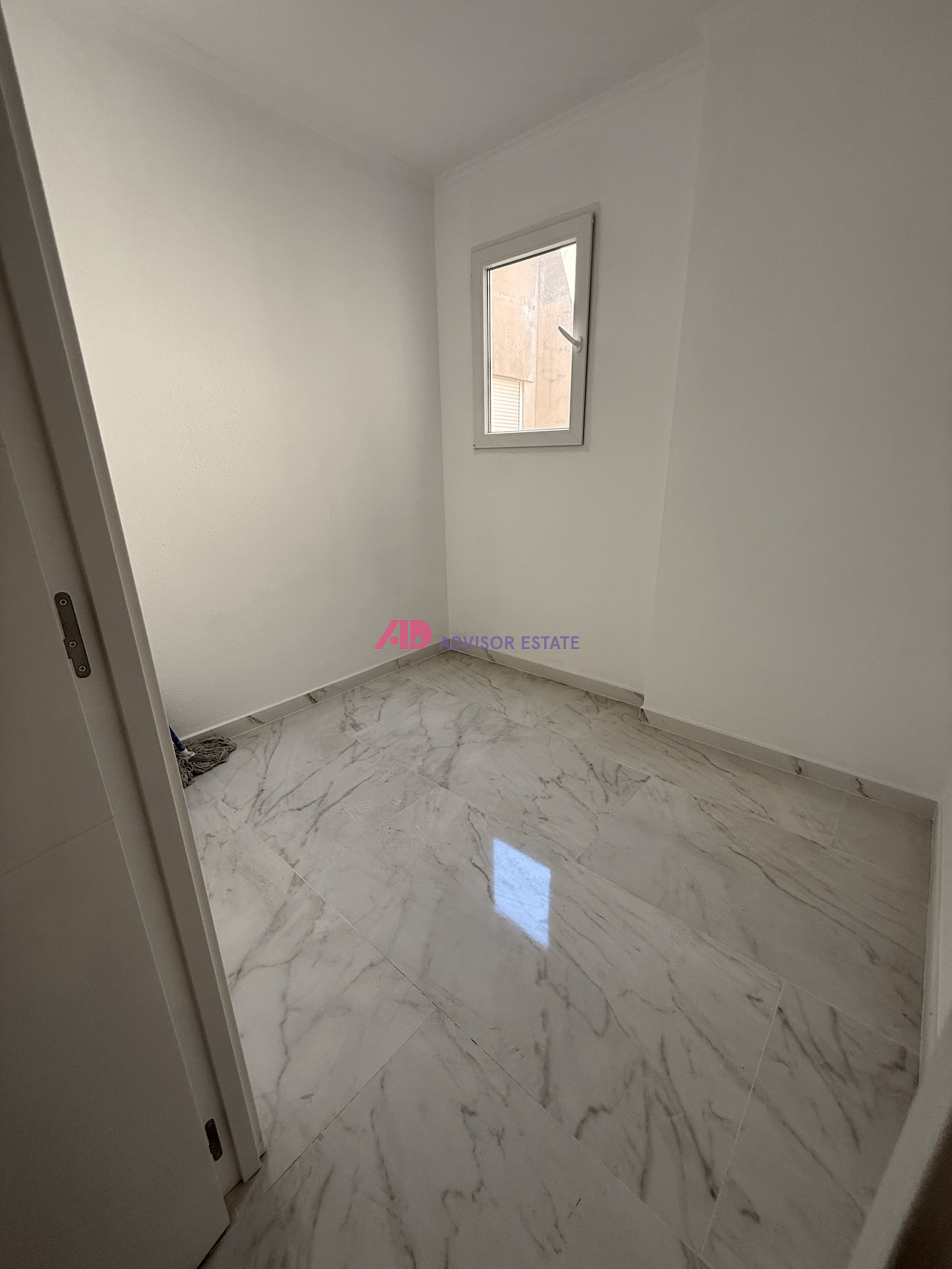 For sale - 2 Bedroom 1 Bathroom Apartment in Torrevieja - Costa Blanca  - Alicante
