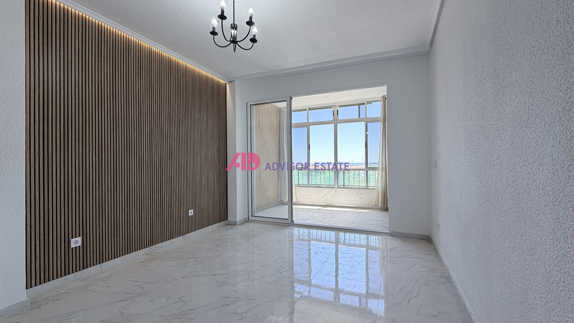 For sale - 2 Bedroom 1 Bathroom Apartment in Torrevieja - Costa Blanca  - Alicante