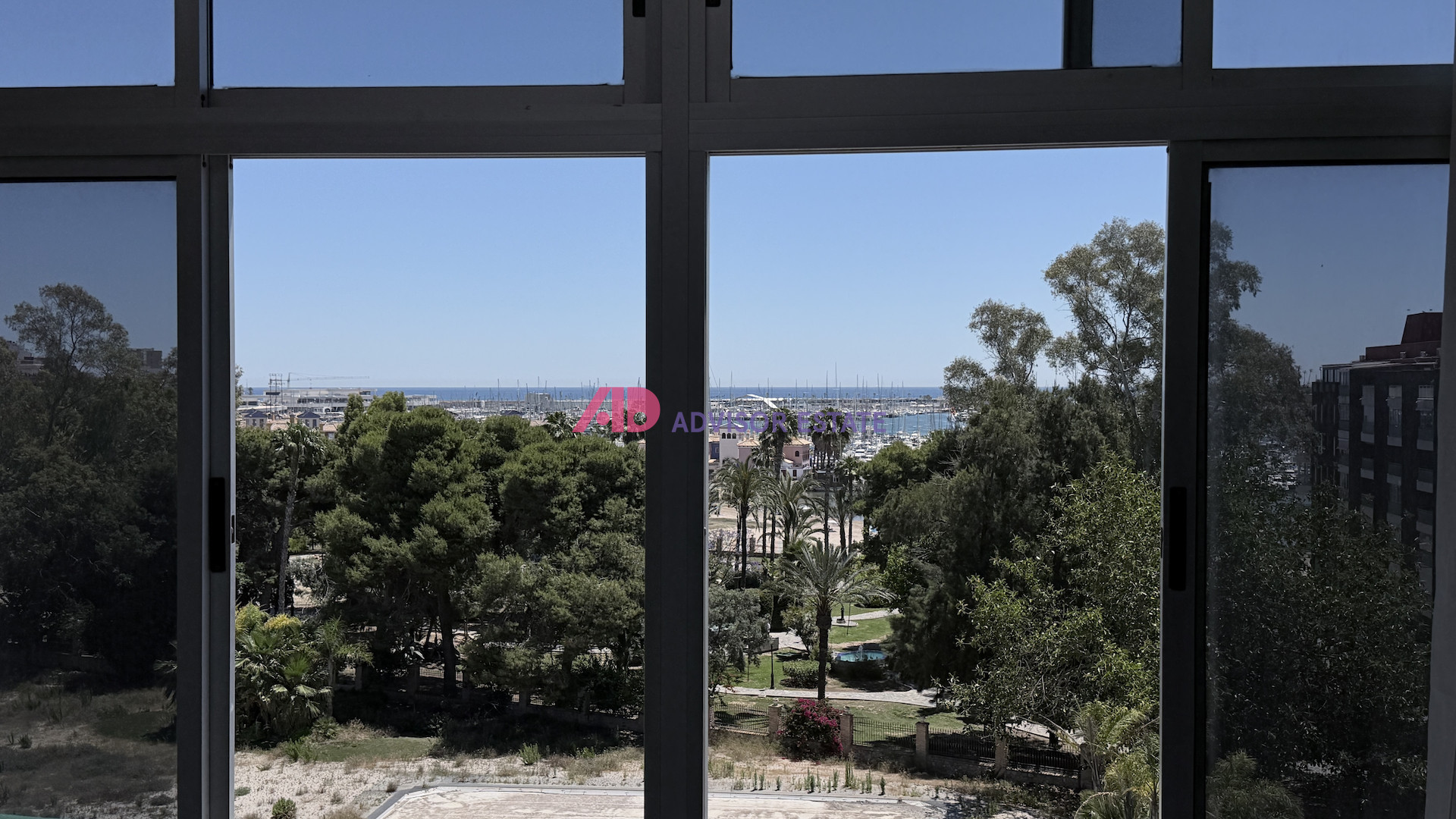 For sale - 2 Bedroom 1 Bathroom Apartment in Torrevieja - Costa Blanca  - Alicante