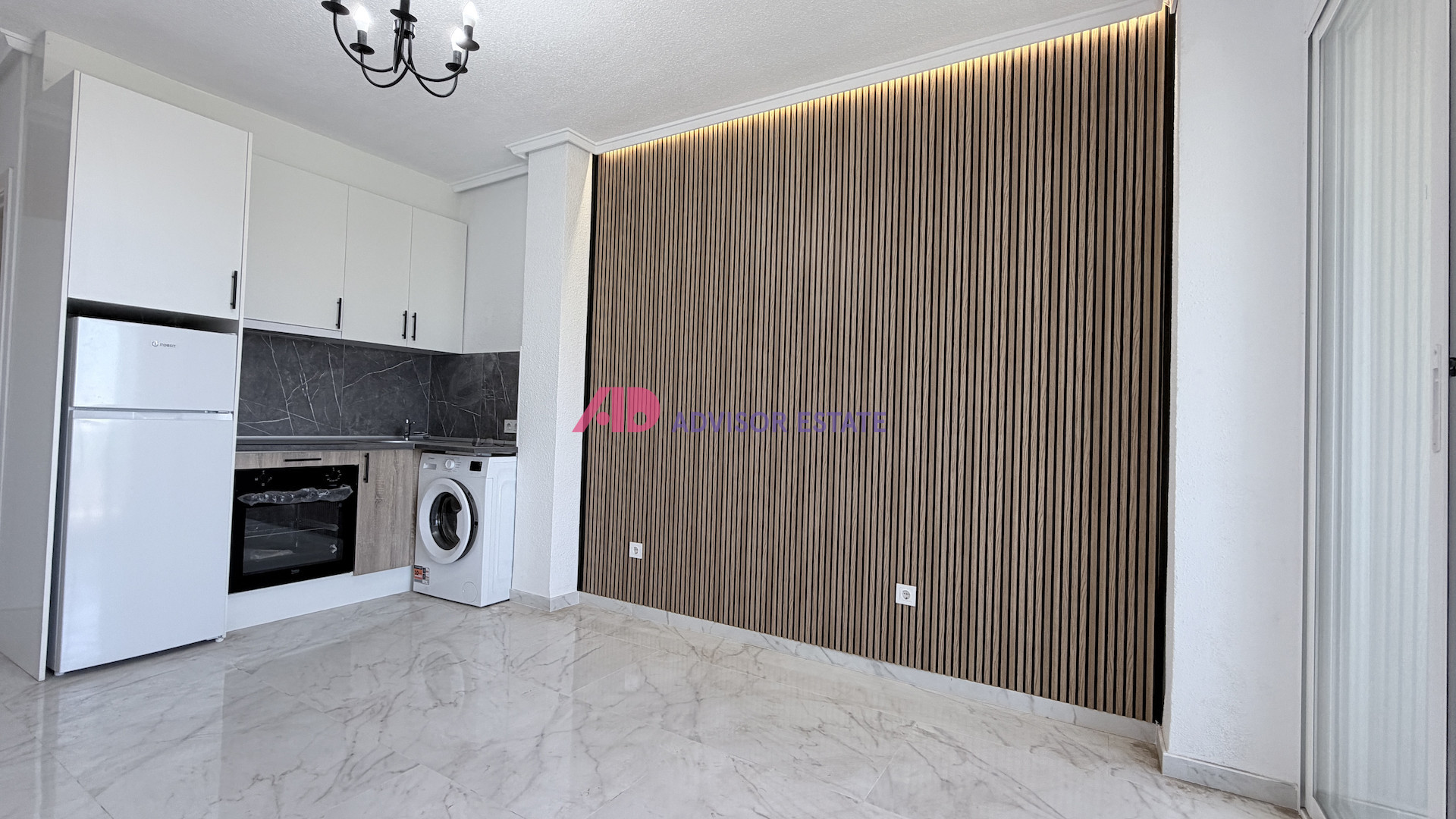 For sale - 2 Bedroom 1 Bathroom Apartment in Torrevieja - Costa Blanca  - Alicante