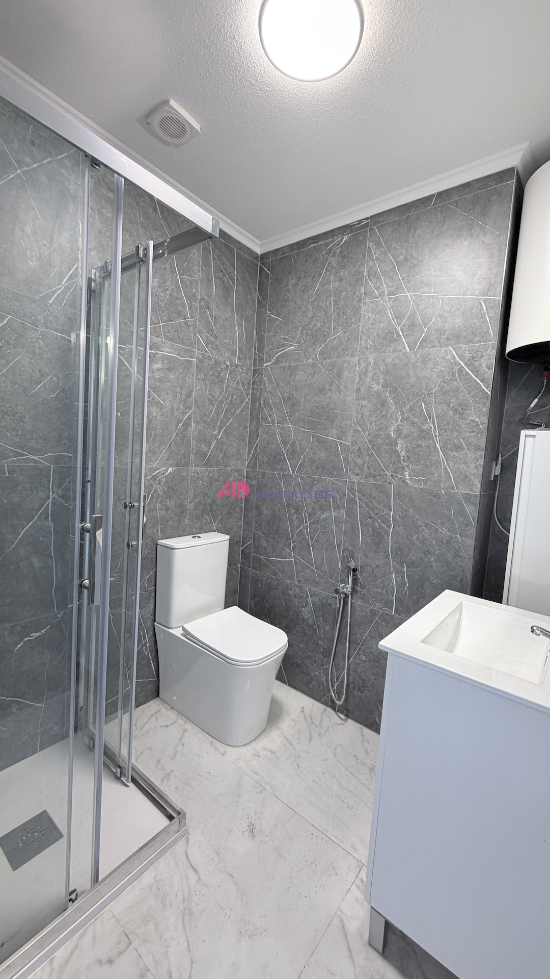 For sale - 2 Bedroom 1 Bathroom Apartment in Torrevieja - Costa Blanca  - Alicante