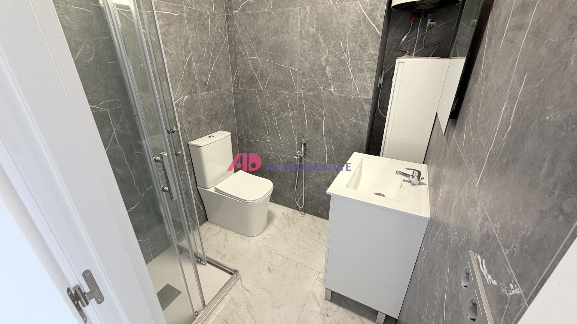 For sale - 2 Bedroom 1 Bathroom Apartment in Torrevieja - Costa Blanca  - Alicante