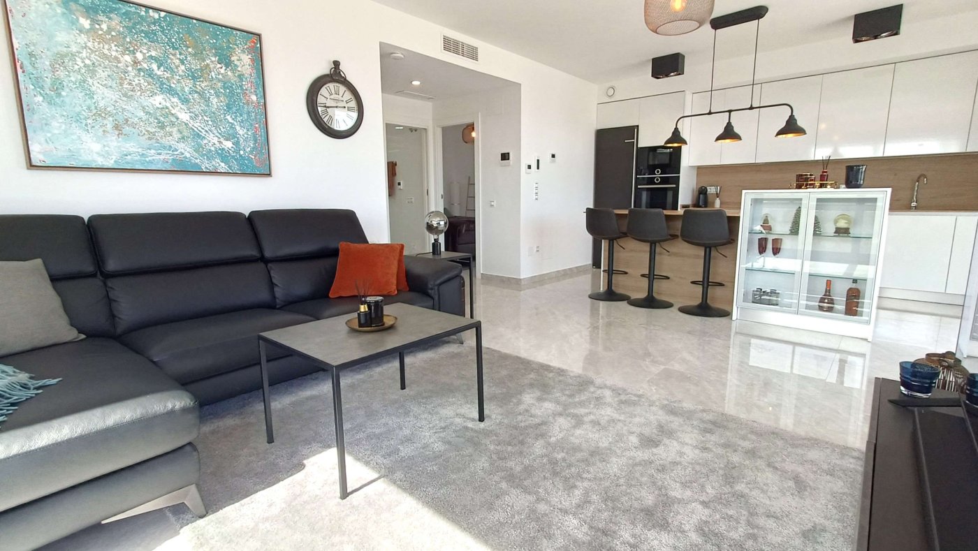 For sale - 3 Bedroom 4 Bathroom Villa in Algorfa - Inland  - Alicante