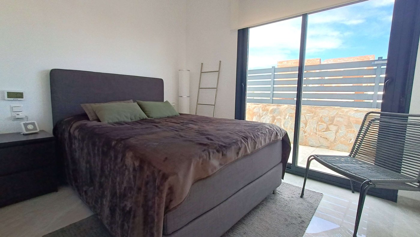 For sale - 3 Bedroom 4 Bathroom Villa in Algorfa - Inland  - Alicante