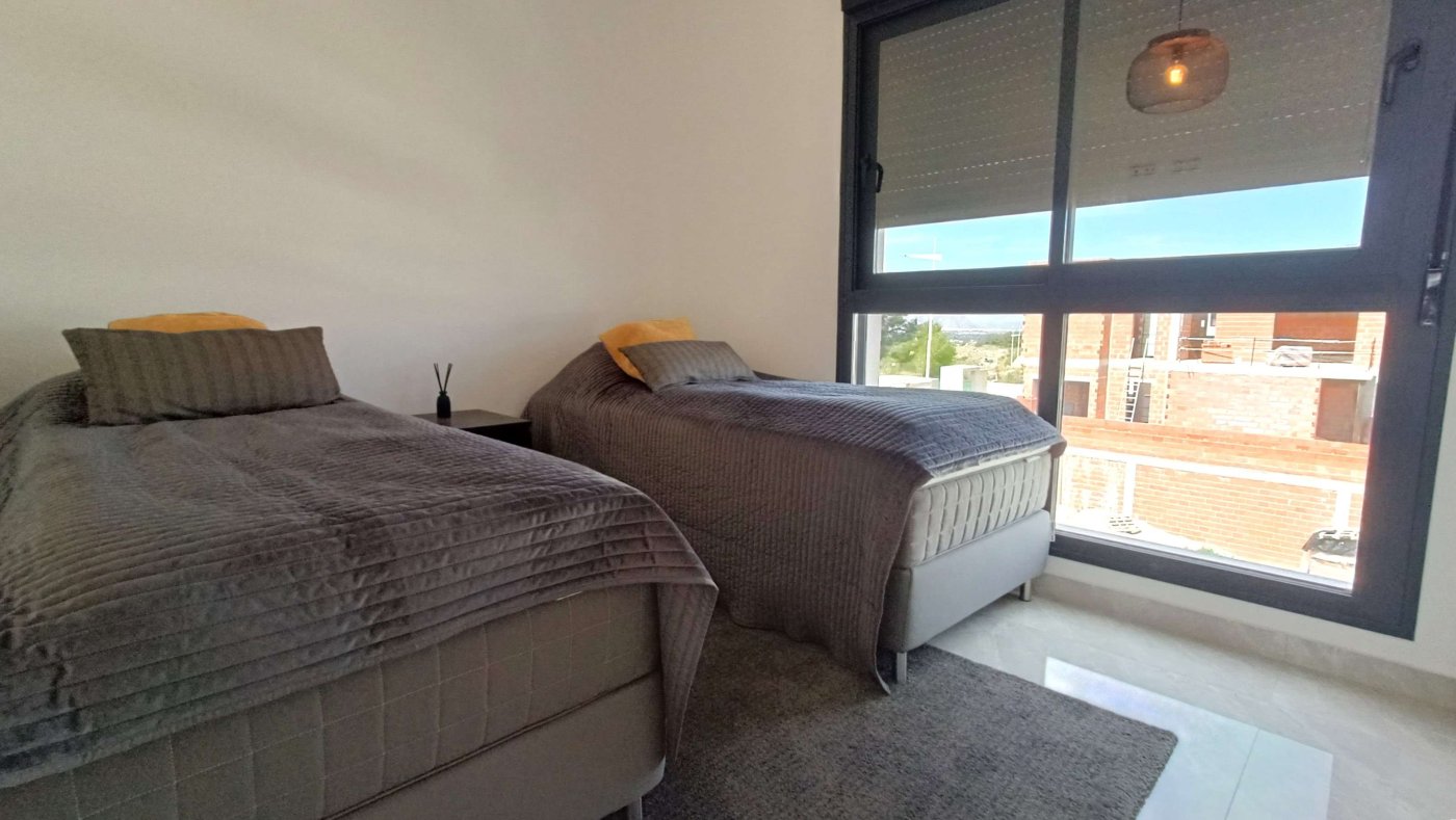 For sale - 3 Bedroom 4 Bathroom Villa in Algorfa - Inland  - Alicante