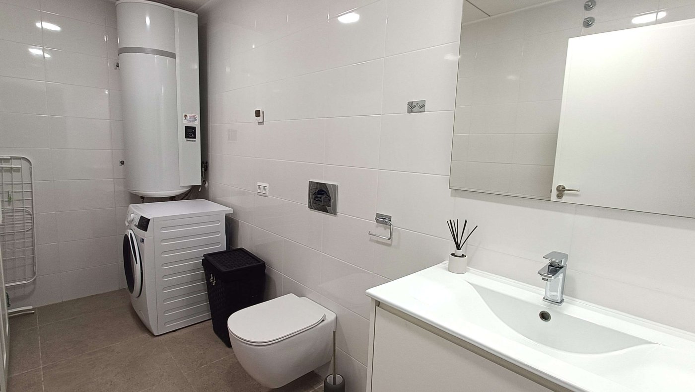 For sale - 3 Bedroom 4 Bathroom Villa in Algorfa - Inland  - Alicante