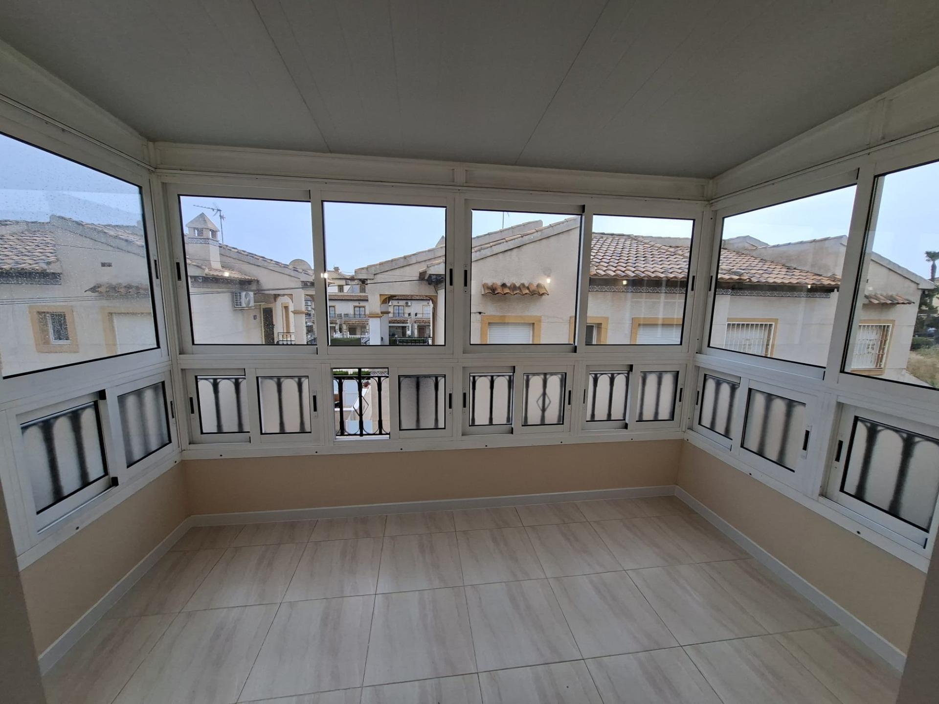 For sale - 2 Bedroom 1 Bathroom Bungalow in Orihuela Costa - Punta Prima  - Alicante