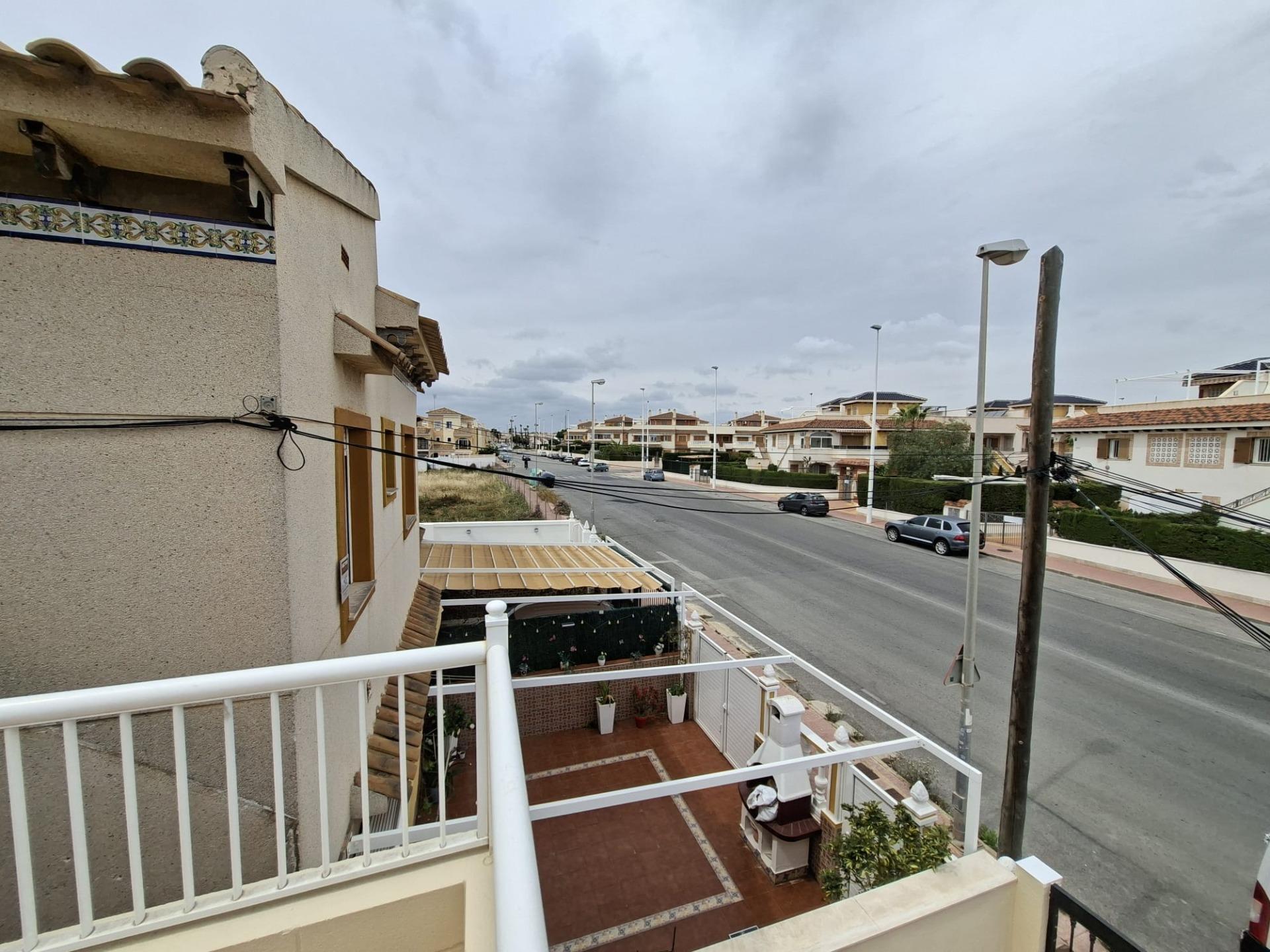 For sale - 2 Bedroom 1 Bathroom Bungalow in Orihuela Costa - Punta Prima  - Alicante