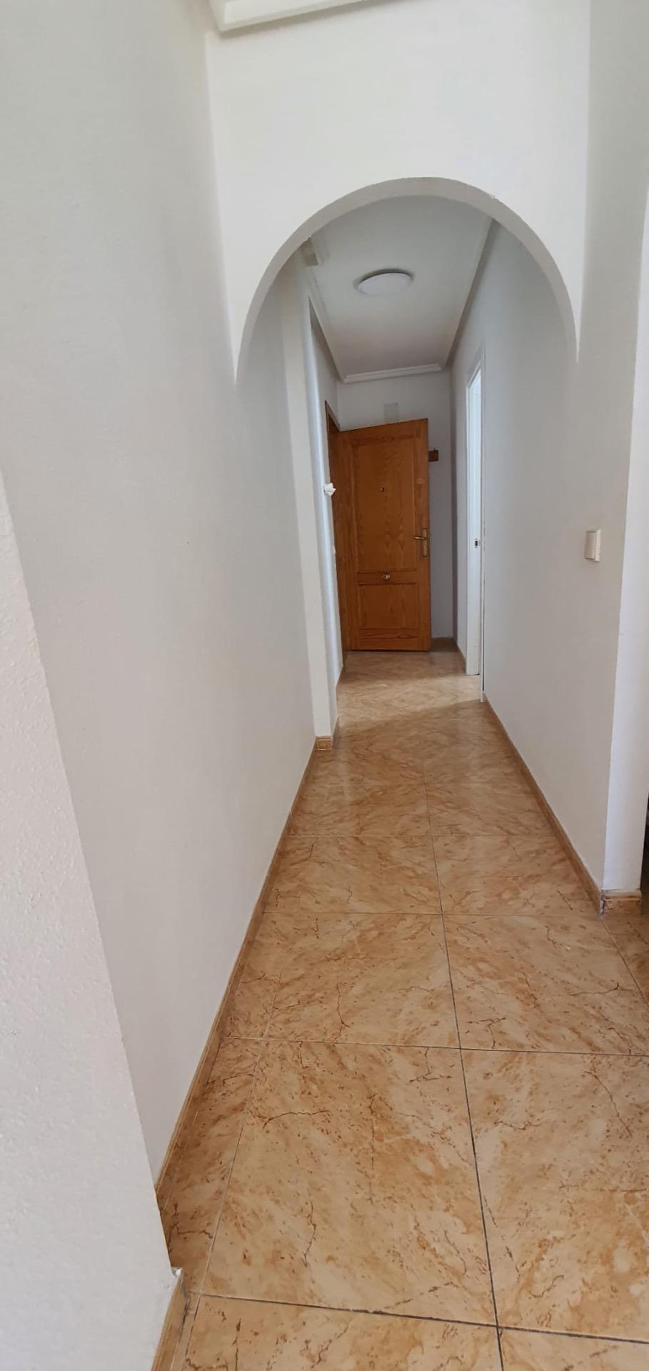 For sale - 2 Bedroom 1 Bathroom Penthouse in Torrevieja - Centro  - Alicante