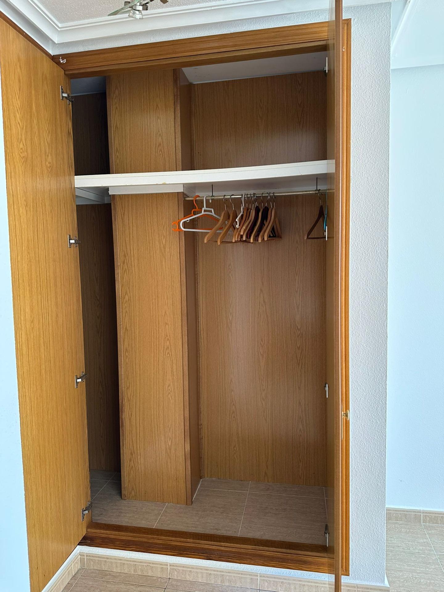 For sale - 2 Bedroom 2 Bathroom Apartment in Torrevieja - Centro  - Alicante