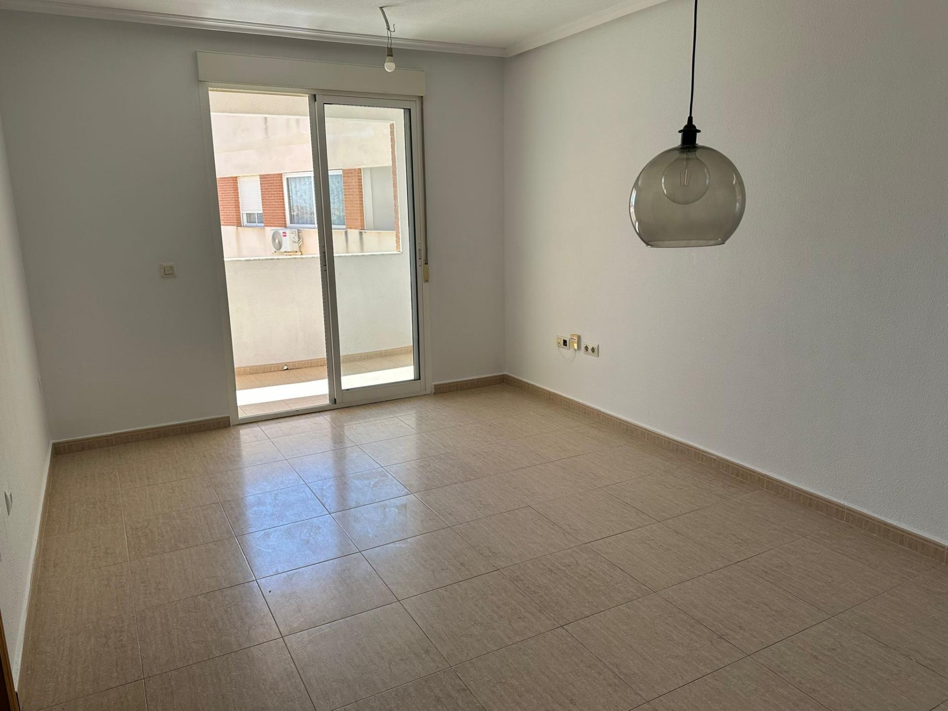 For sale - 2 Bedroom 2 Bathroom Apartment in Torrevieja - Centro  - Alicante