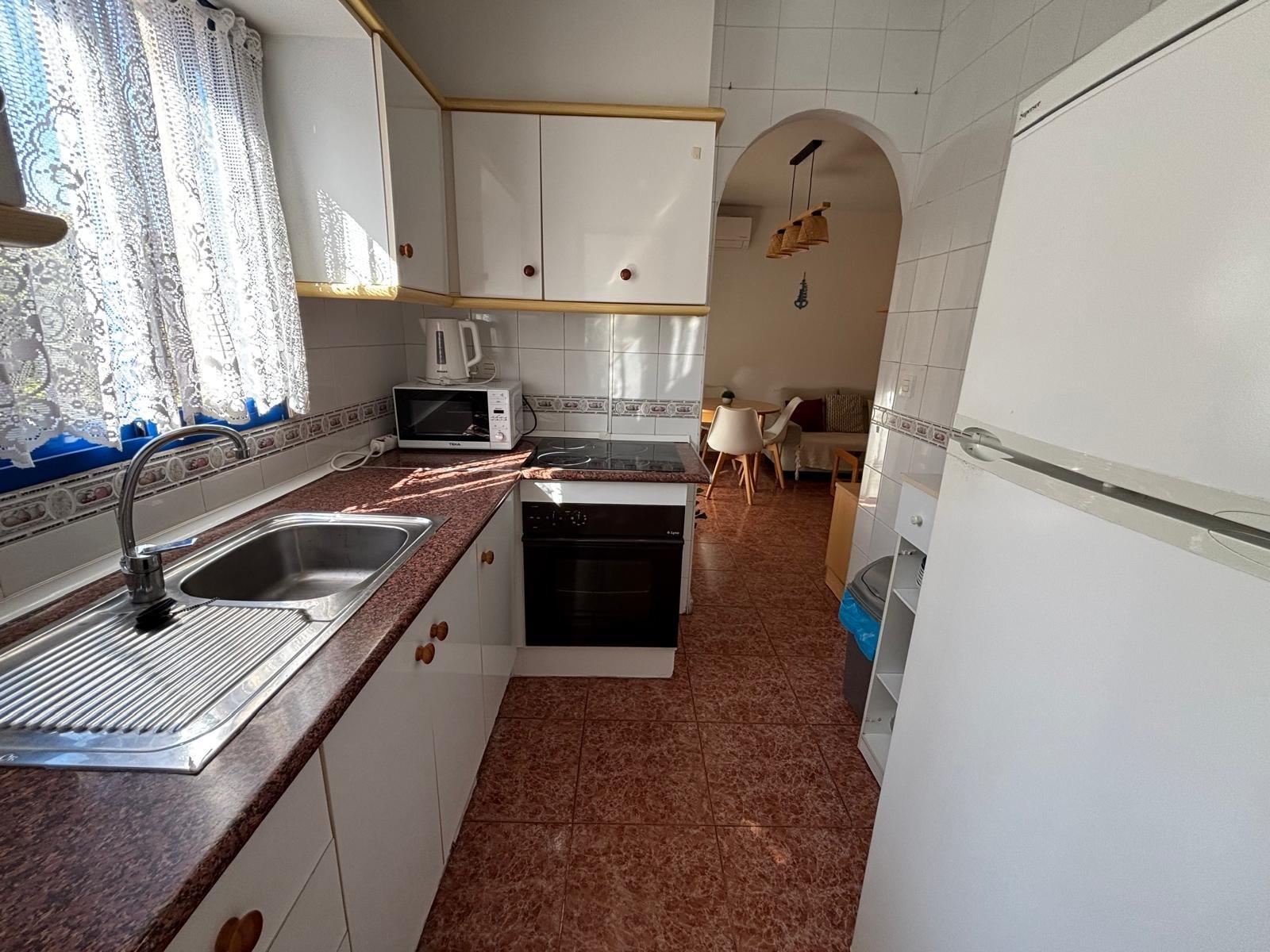 For sale - 3 Bedroom 1 Bathroom Apartment in Torrevieja - Playa De Los Locos  - Alicante