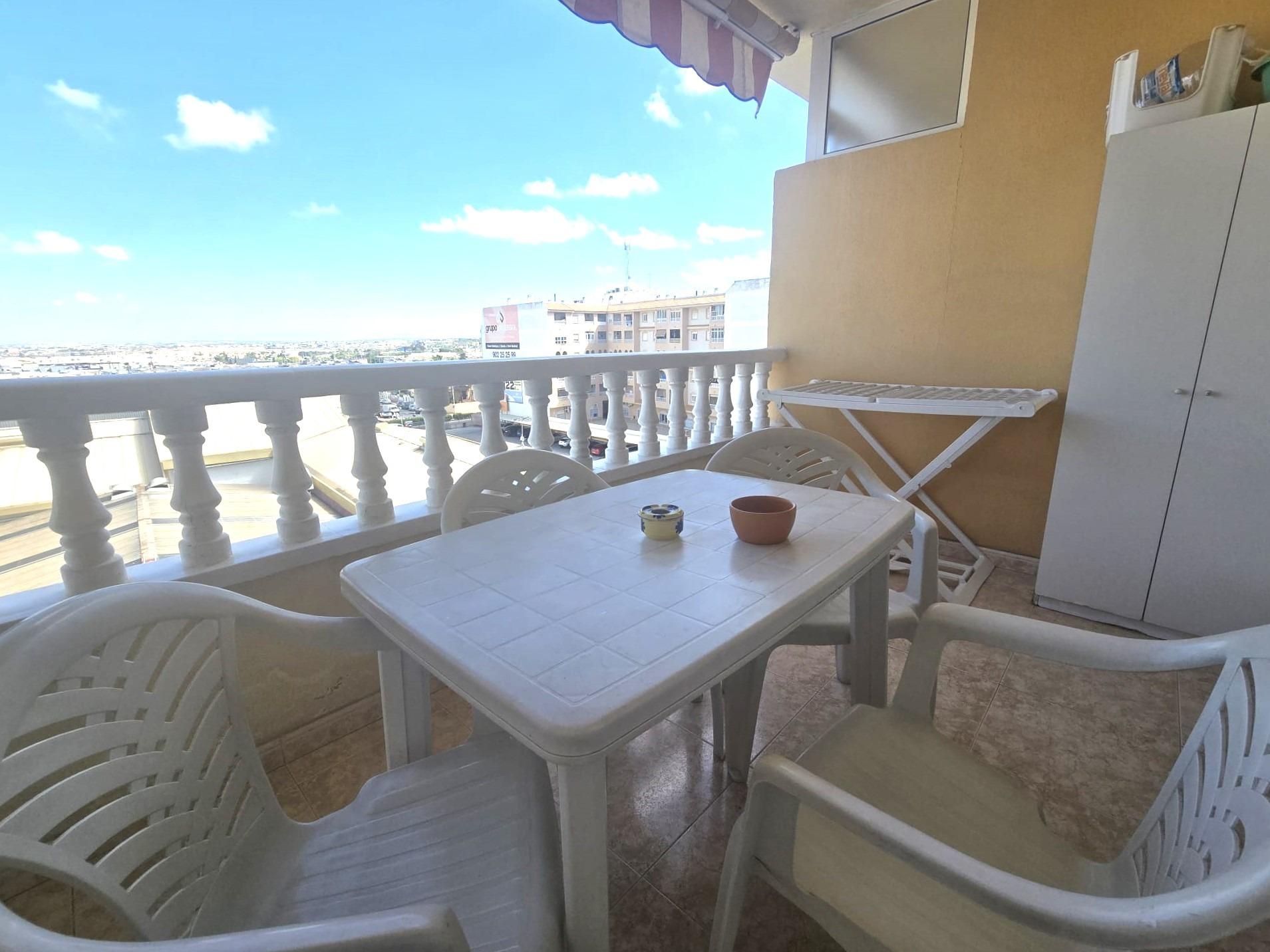 For sale - 2 Bedroom 1 Bathroom Apartment in Torrevieja - Parque Las Naciones  - Alicante