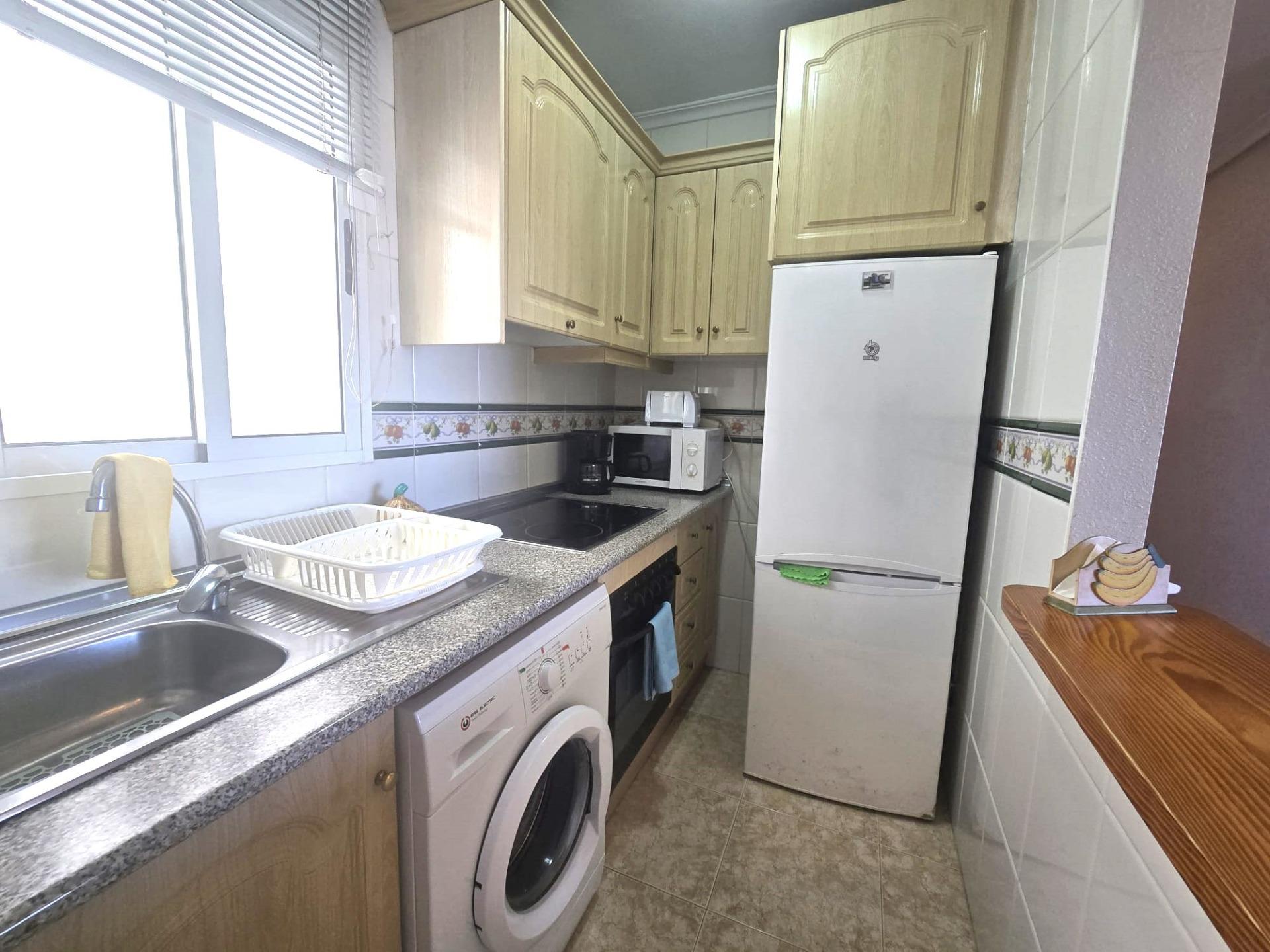 For sale - 2 Bedroom 1 Bathroom Apartment in Torrevieja - Parque Las Naciones  - Alicante