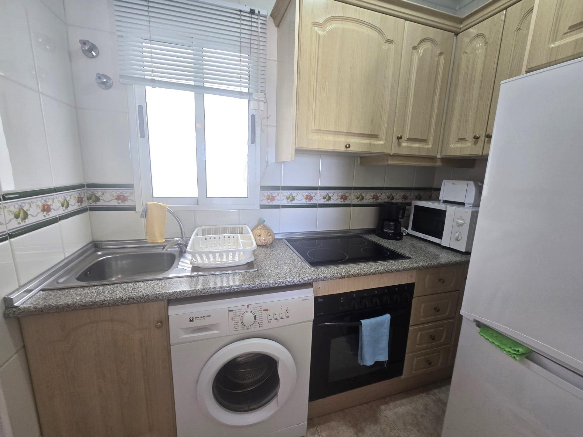 For sale - 2 Bedroom 1 Bathroom Apartment in Torrevieja - Parque Las Naciones  - Alicante