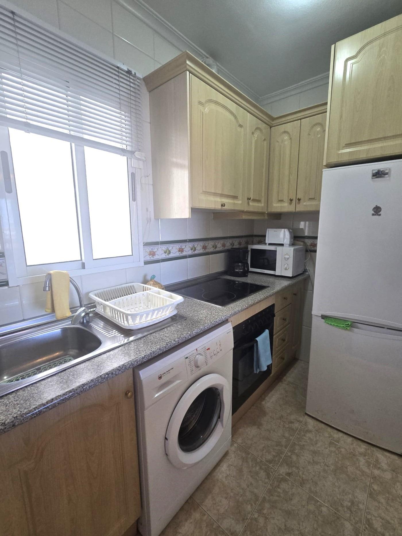 For sale - 2 Bedroom 1 Bathroom Apartment in Torrevieja - Parque Las Naciones  - Alicante