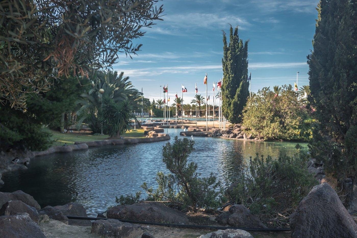 For sale - 2 Bedroom 1 Bathroom Apartment in Torrevieja - Parque Las Naciones  - Alicante