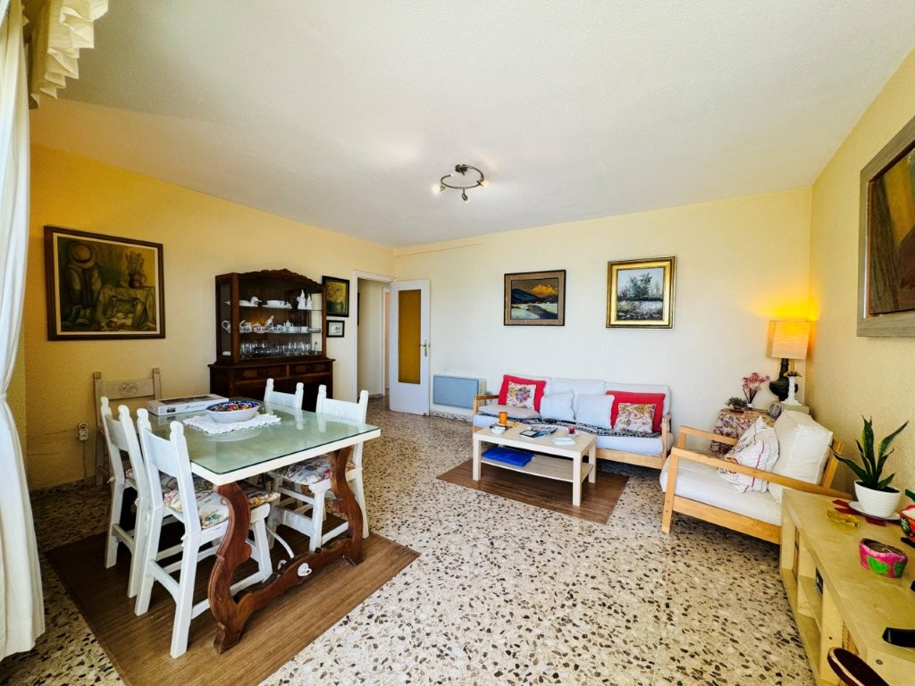 For sale - 3 Bedroom 2 Bathroom Apartment in La Mata - Costa Blanca  - Alicante