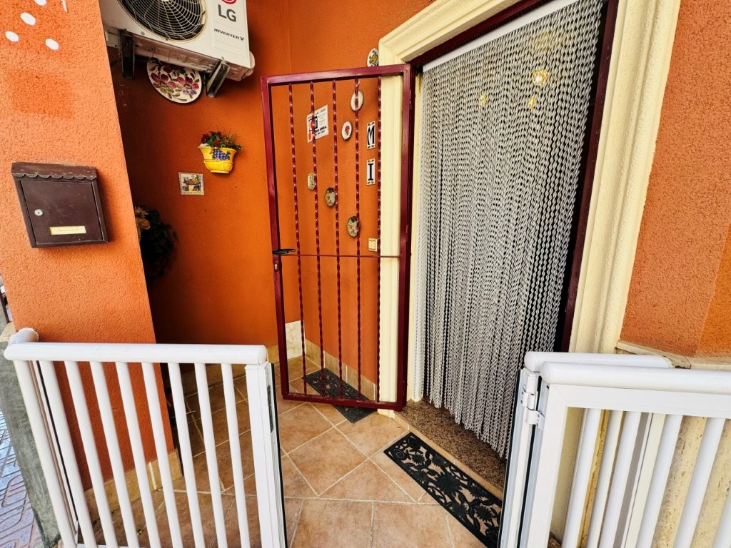 For sale - 2 Bedroom 1 Bathroom Apartment in La Mata - Costa Blanca  - Alicante